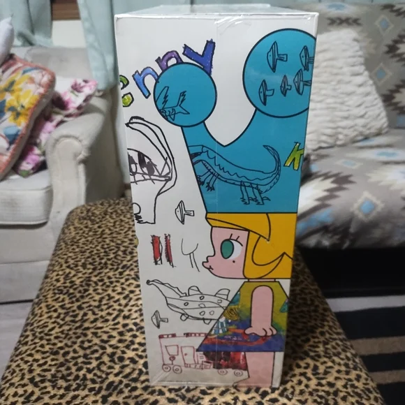 Pop Mart- Mega Royal Molly - Childishness 400% - Picture 7 of 8